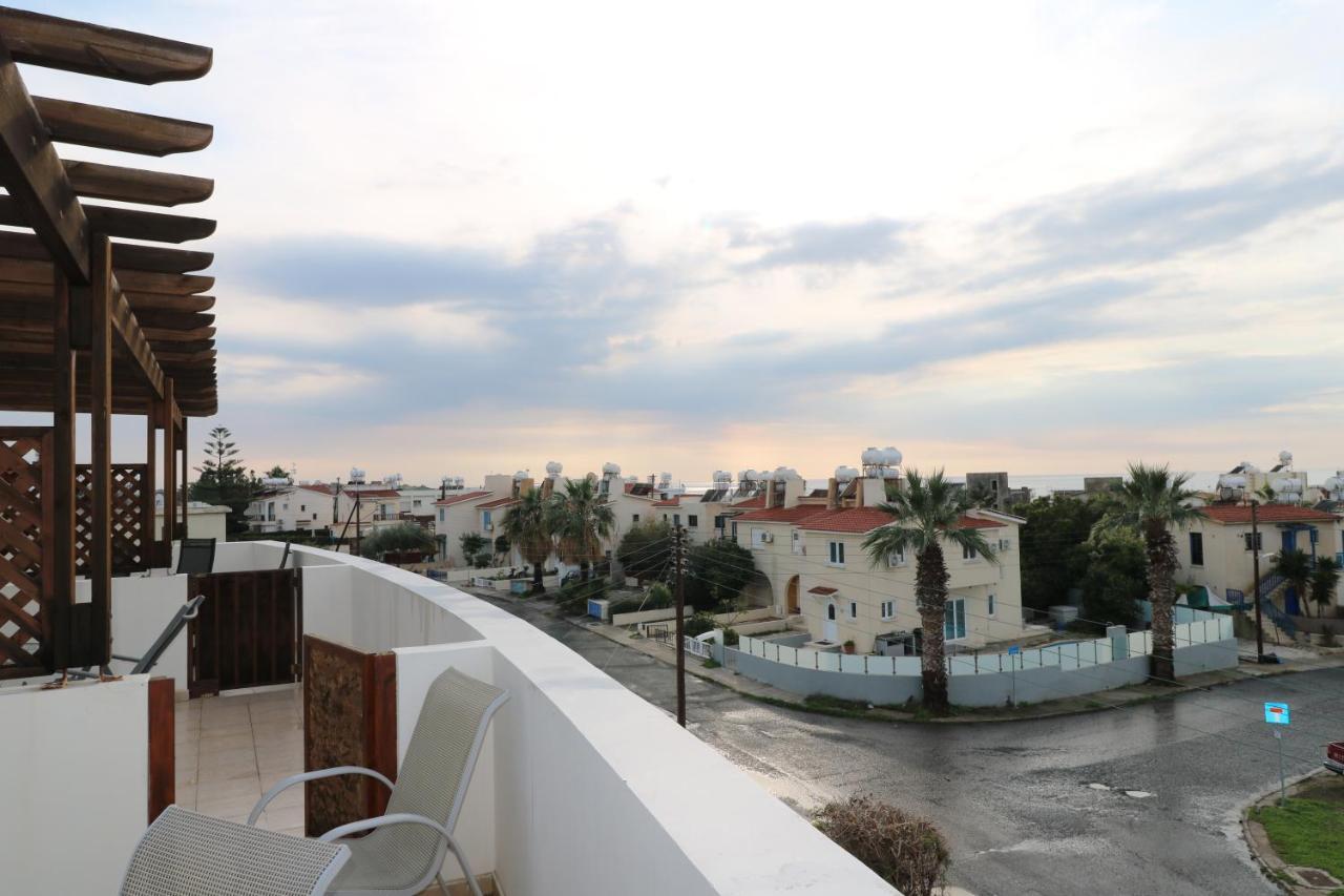 The Paradise Townhouses By Taimoura Pafos Exterior foto