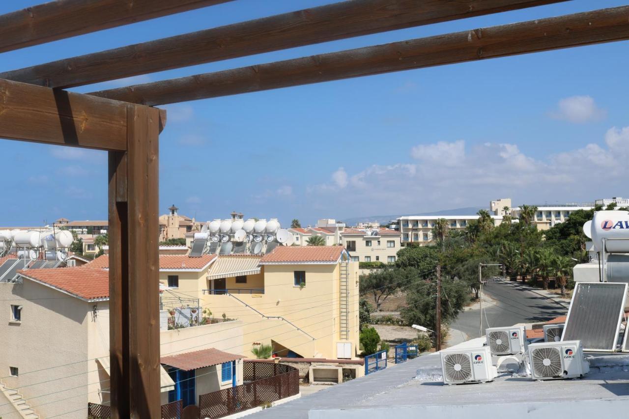 The Paradise Townhouses By Taimoura Pafos Exterior foto