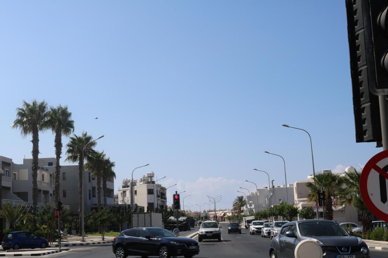The Paradise Townhouses By Taimoura Pafos Exterior foto