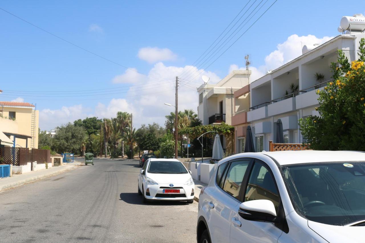 The Paradise Townhouses By Taimoura Pafos Exterior foto